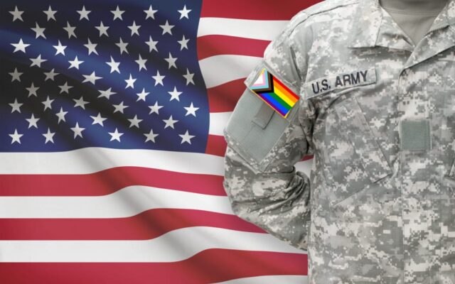 4KBBDFJ_Trans_Military_jpg