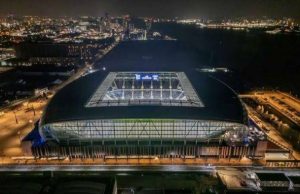 Everton secures £350m financing for new stadium project