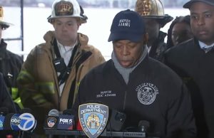 Pilot, 5 Family Members Die As Helicopter Crashes Into Hudson River In New York