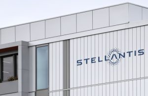 Carmaker Stellantis Recalls 700,000 Hybrid Vehicles