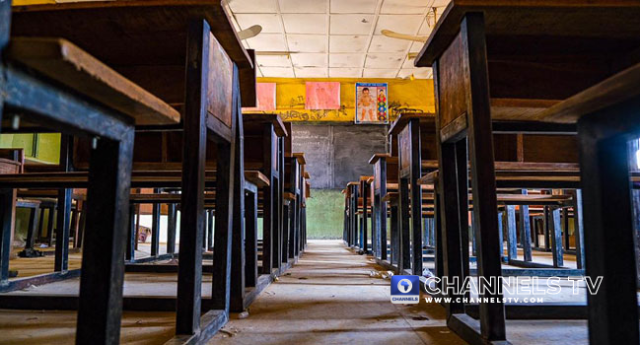 Empty-classroom