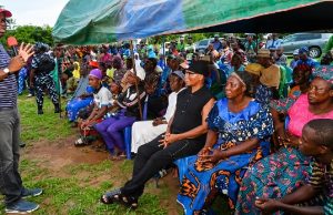 PHOTOS: Makinde Visits Families Of Abducted Pupils, Teachers, Vows Safe Return
