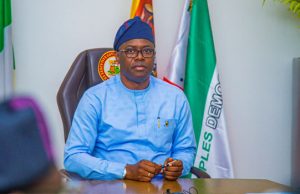 Insecurity: Makinde Signs Executive Order On Local Security Regulation In Oyo