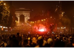 Hundreds Arrested As Clashes Erupt In Paris On PSG Victory Night