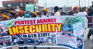 Protesters Ground Traffic On Iwo Road, Demand Release Of Abducted Oyo Schoolchildren, Teachers