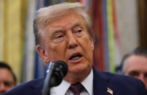 President Trump explains plane switch following Iranian threats against Air Force One images (4)_1786515769
