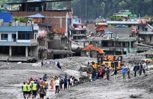 Death Toll In Nepal Floods Surges Past 1,000 Nepal-floods-and-mudslide-7